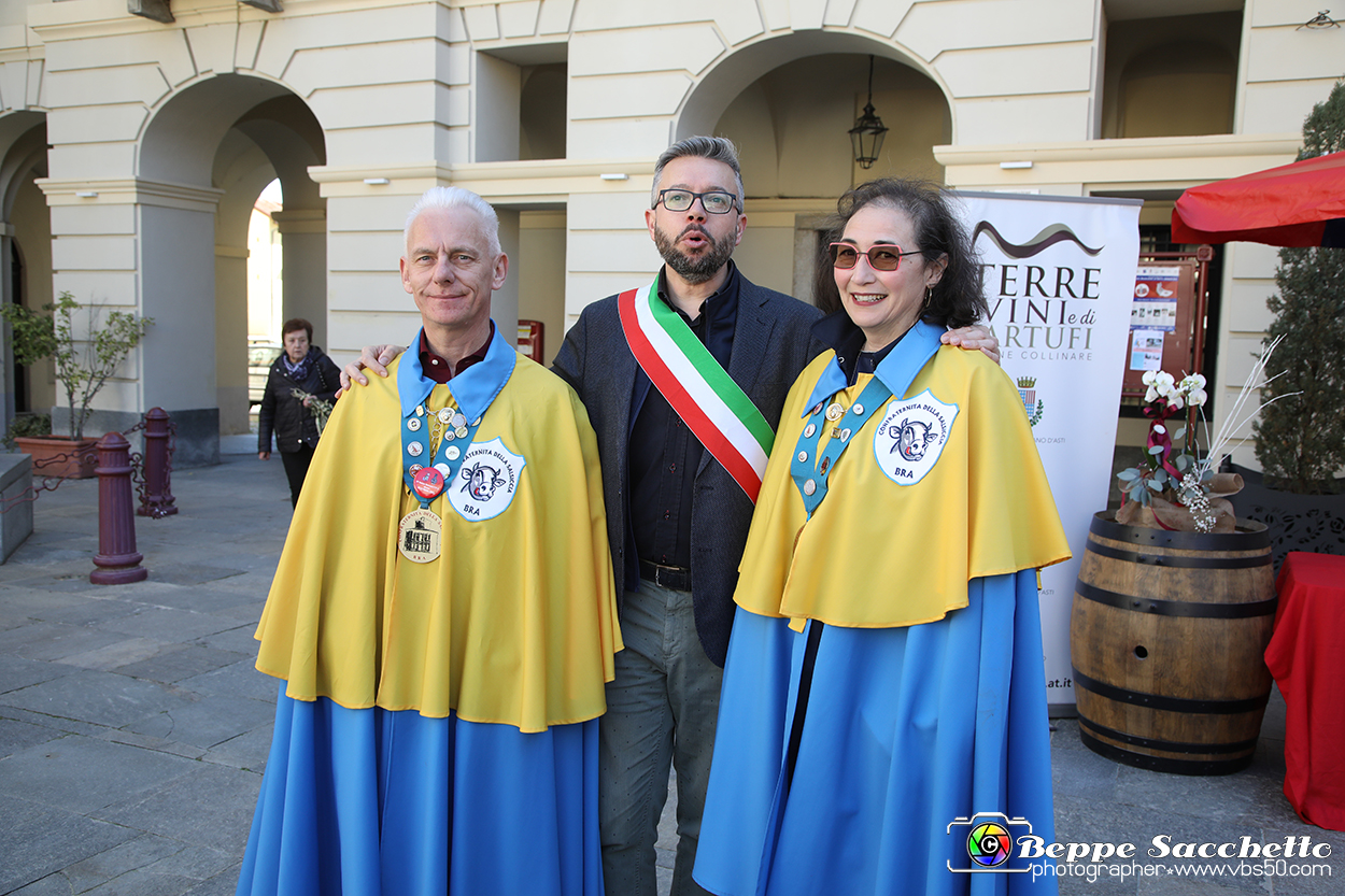 VBS_6771 - Fiera Storica di San Giuseppe 2024 - Alla Corte del Vino Barbera...la Salsiccia di Bra.jpg